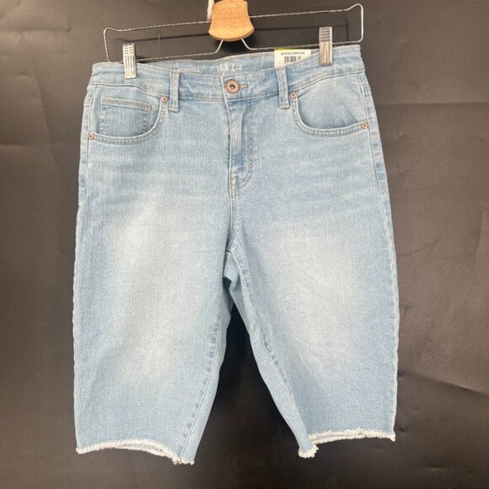 NEW Style & Co. mid-rise Bermuda jean light wash denim‎ stretch cut-off modest 4